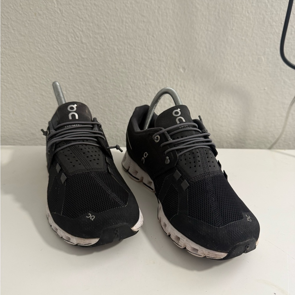 On Running Men's Black and White Athletic Shoes - Picture 2 of 10